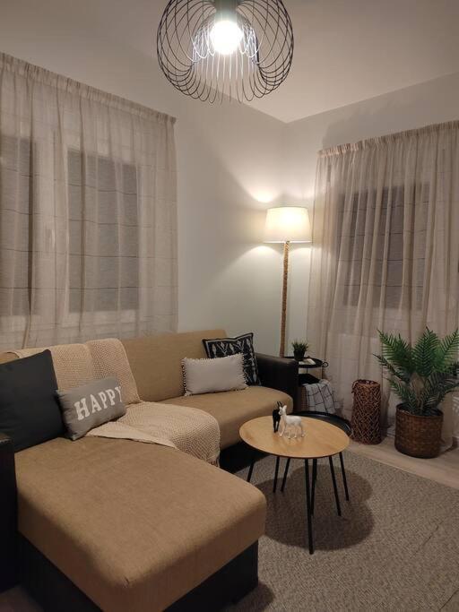 Cosy House With Garden Apartamento Volos Exterior foto