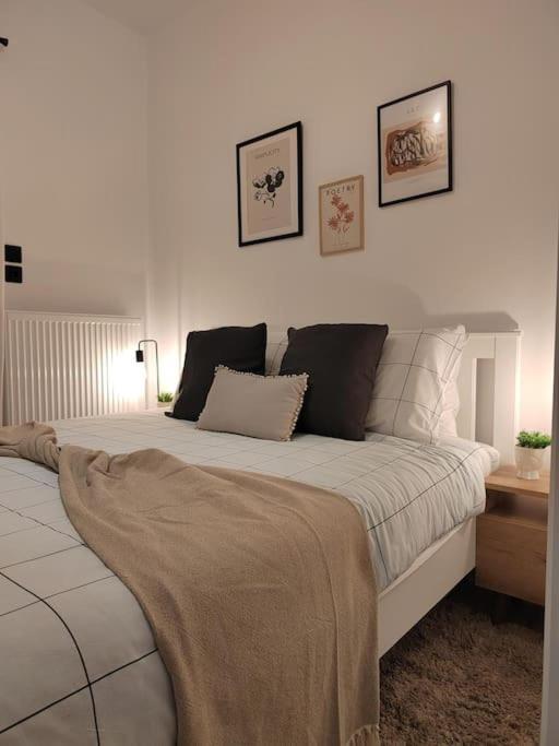 Cosy House With Garden Apartamento Volos Exterior foto